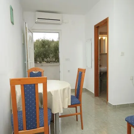 Mala Lamjana 8461c *