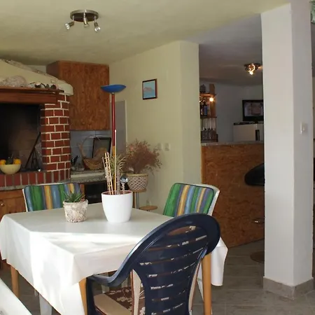 Mala Lamjana 8461c Apartment Kali